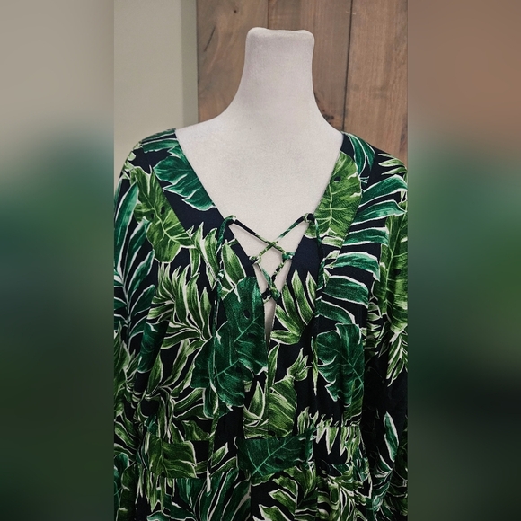ONSHORE Tropical Palm Leaf Print Maxi Dress/Coverup. Green/navy One Size. NWT - Picture 8 of 15